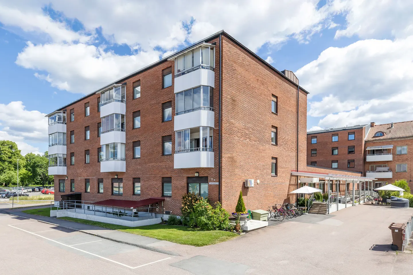Bild 1 av 3 på Tingshusgatan 2