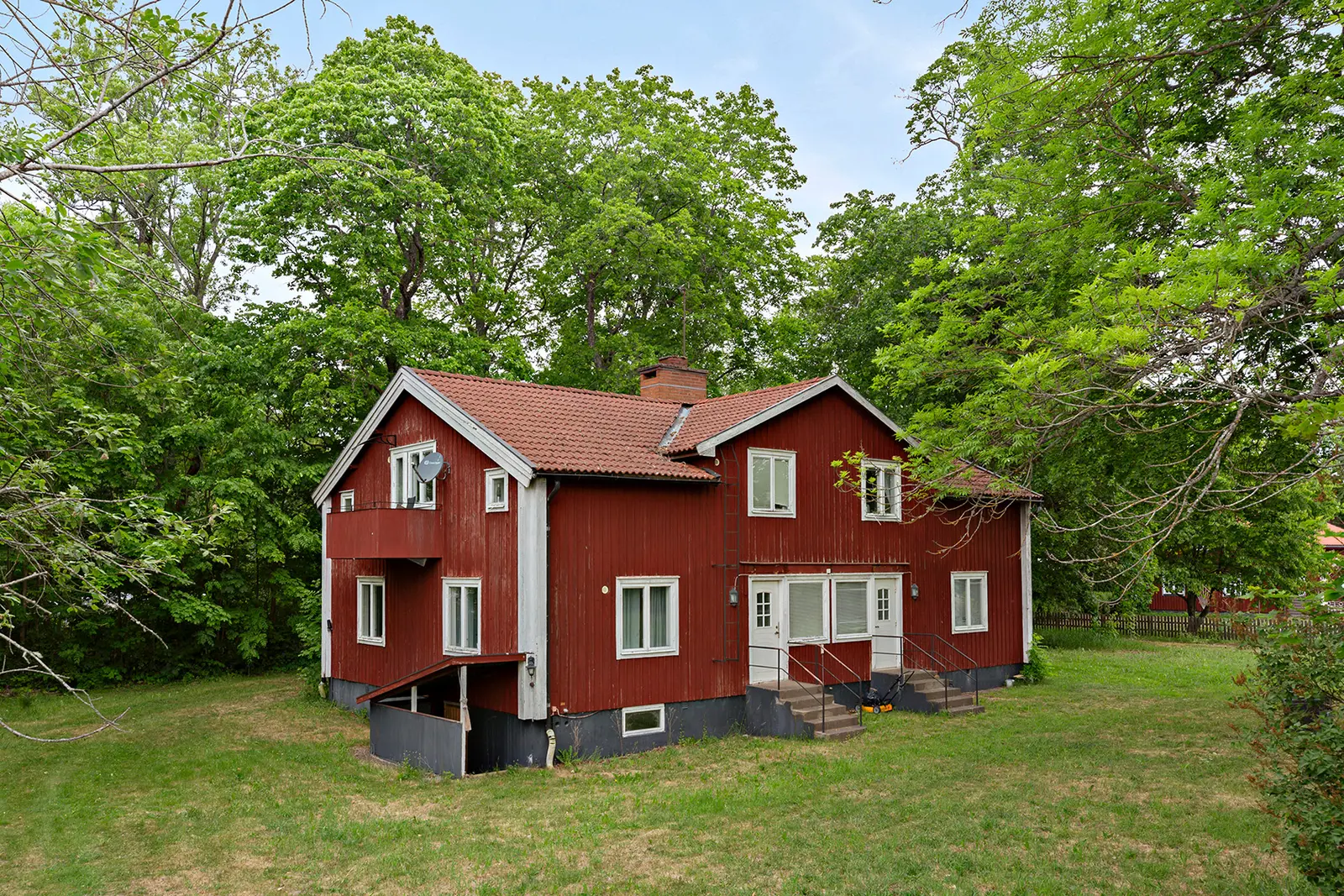 Bild 1 av 5 på Smedernas väg 4
