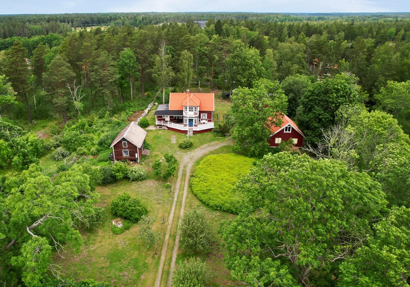 Image 1 of 5 of Ubby Gård, Molnbyvägen 27