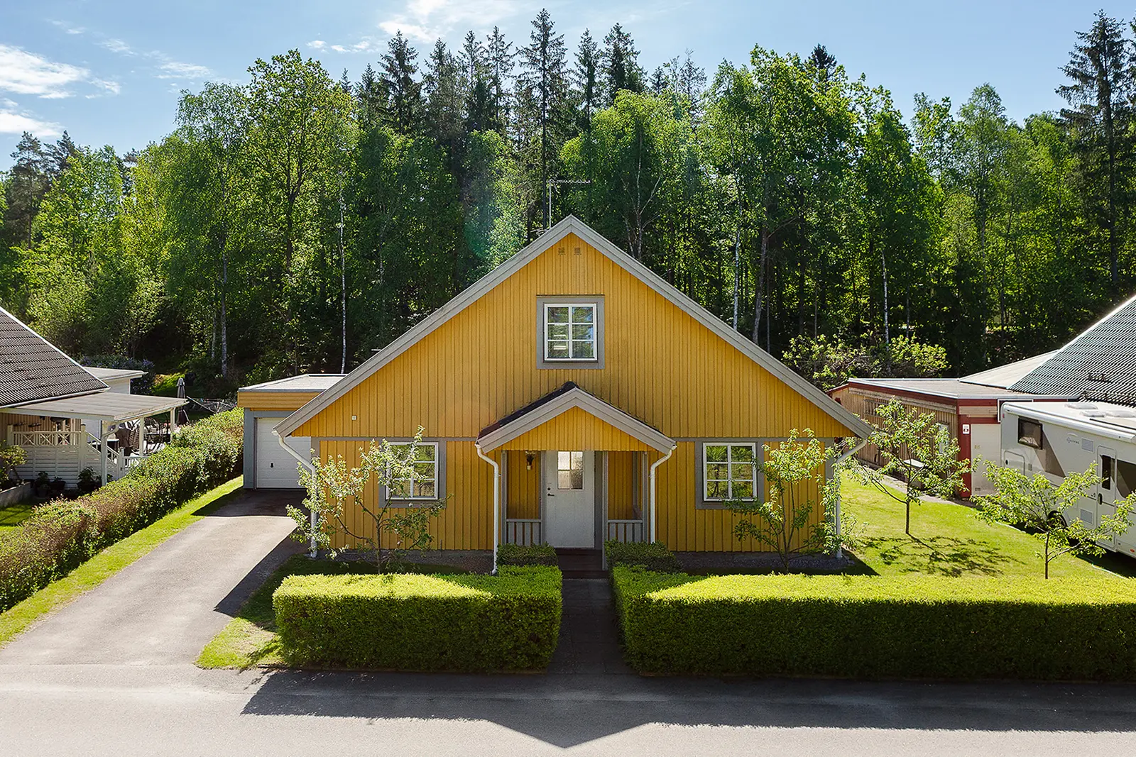 Bild 1 av 5 på Solrödsvägen 6A