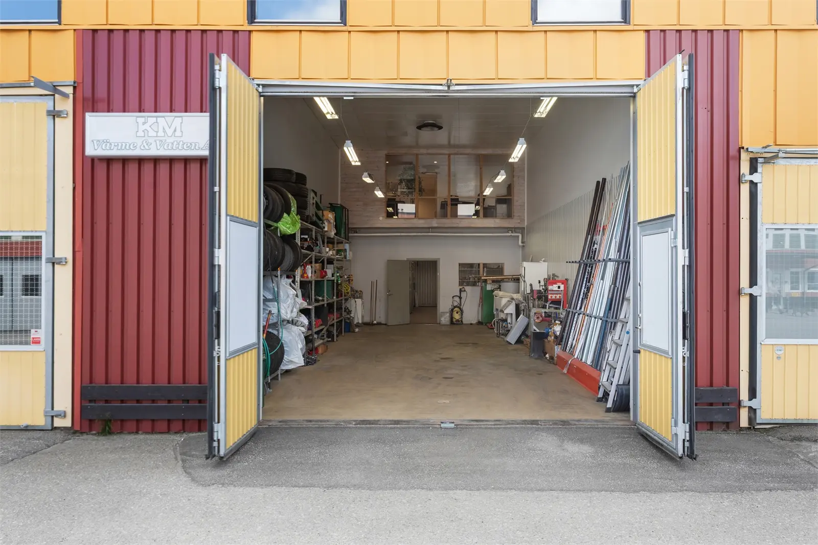 Lägenhet, Sadelmakarvägen 11A, Botkyrka. Bild 1 av 5