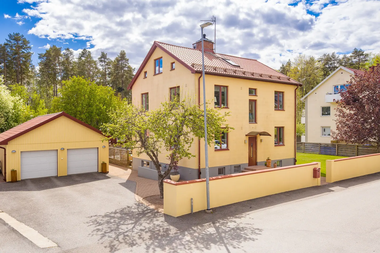 Image 1 of 5 of Vinkelgatan 19
