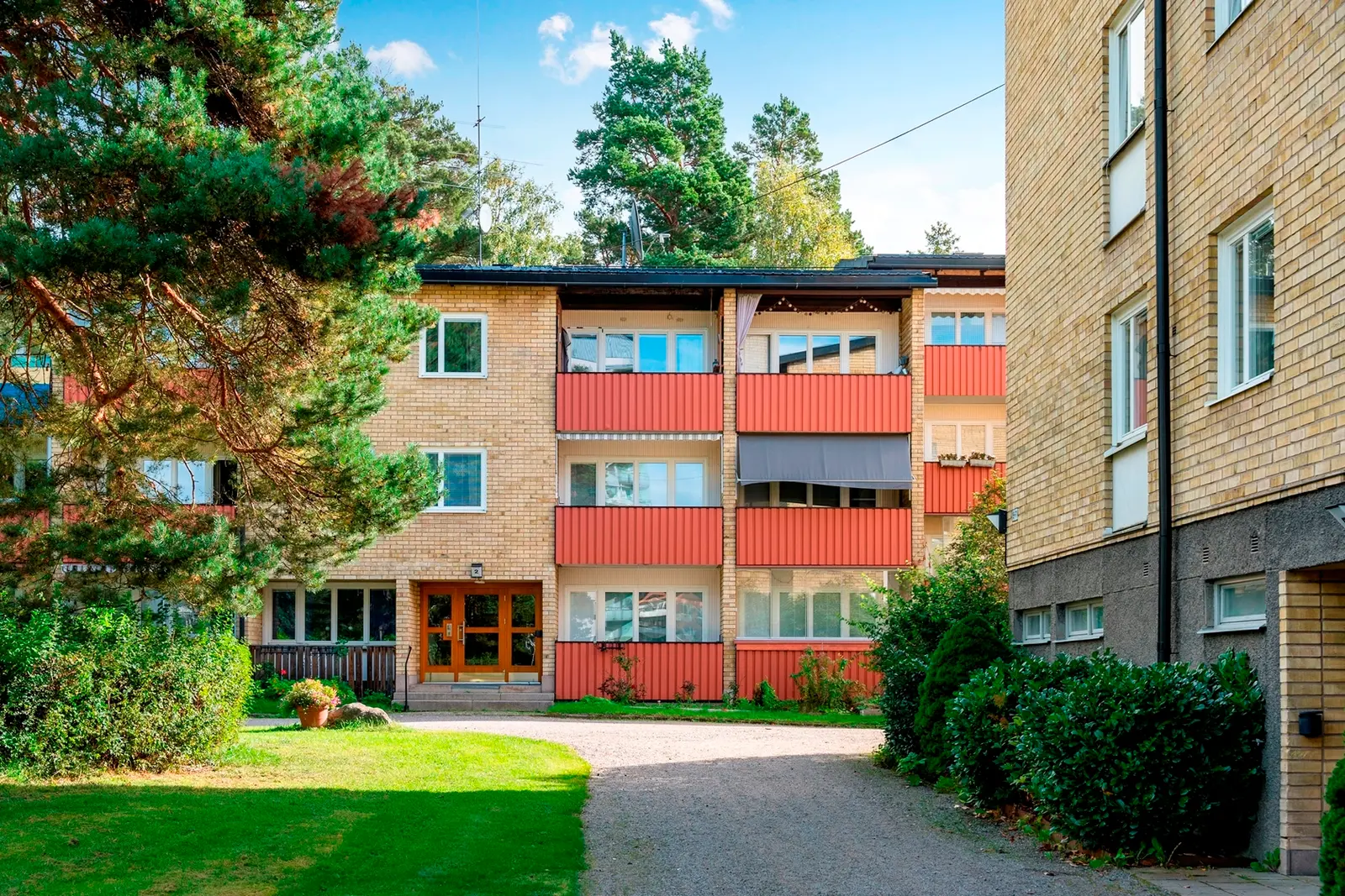 Bild 1 av 5 på Kyrkvärdsplan 2
