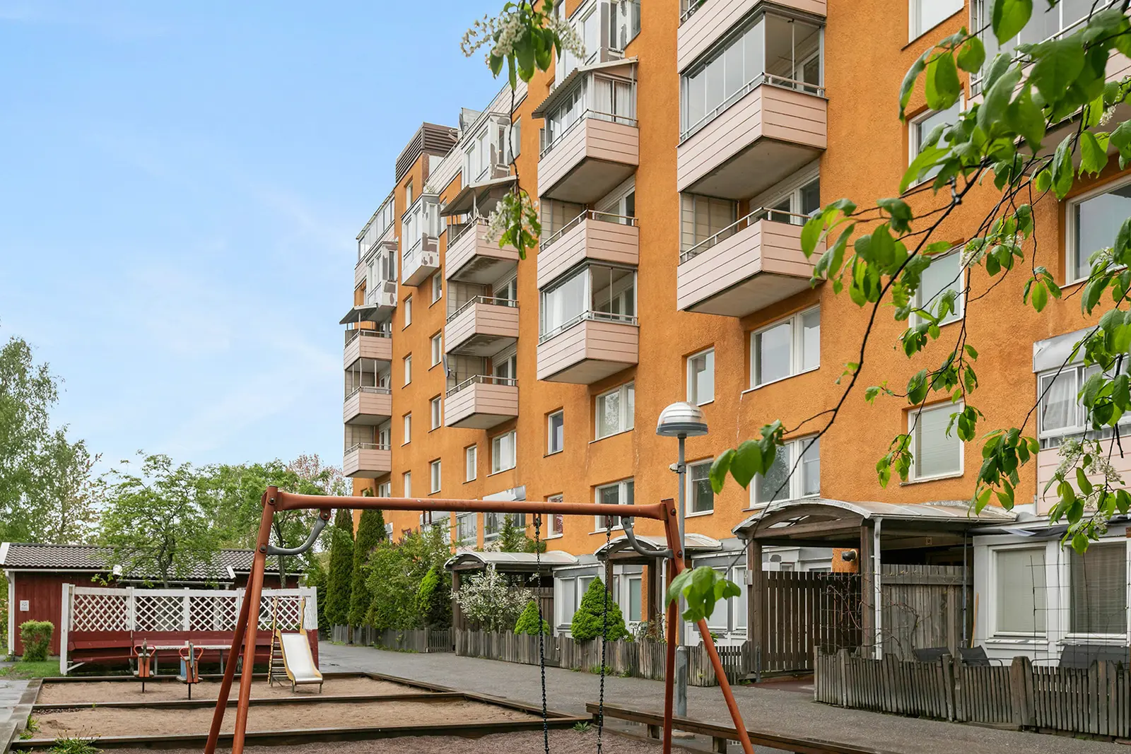 Lägenhet, Granövägen 56, Södertälje. Bild 1 av 5
