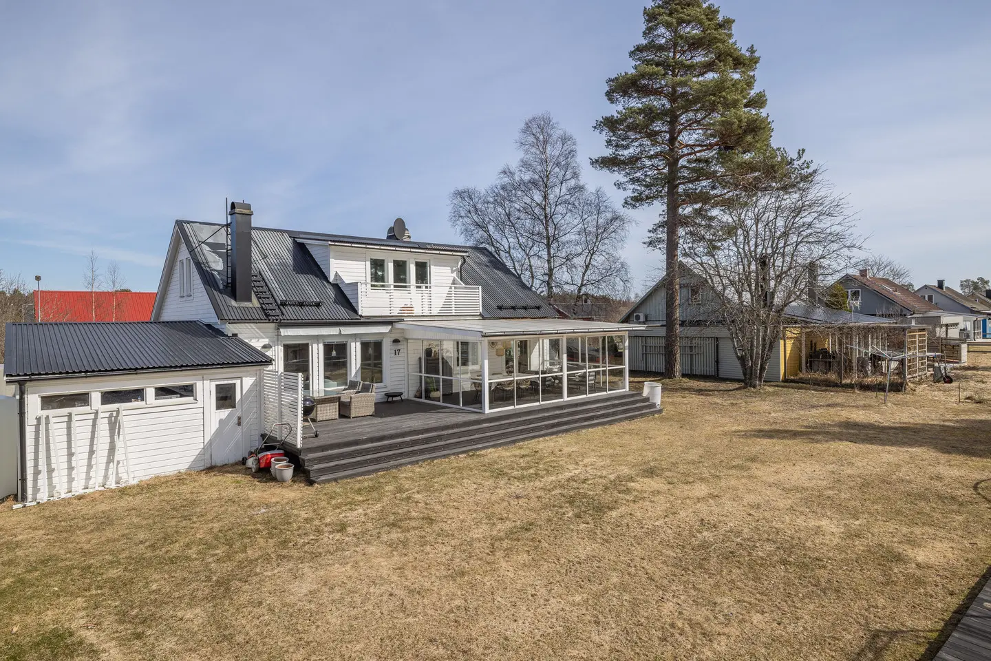 Bild 1 av 5 på Stänkvägen 17