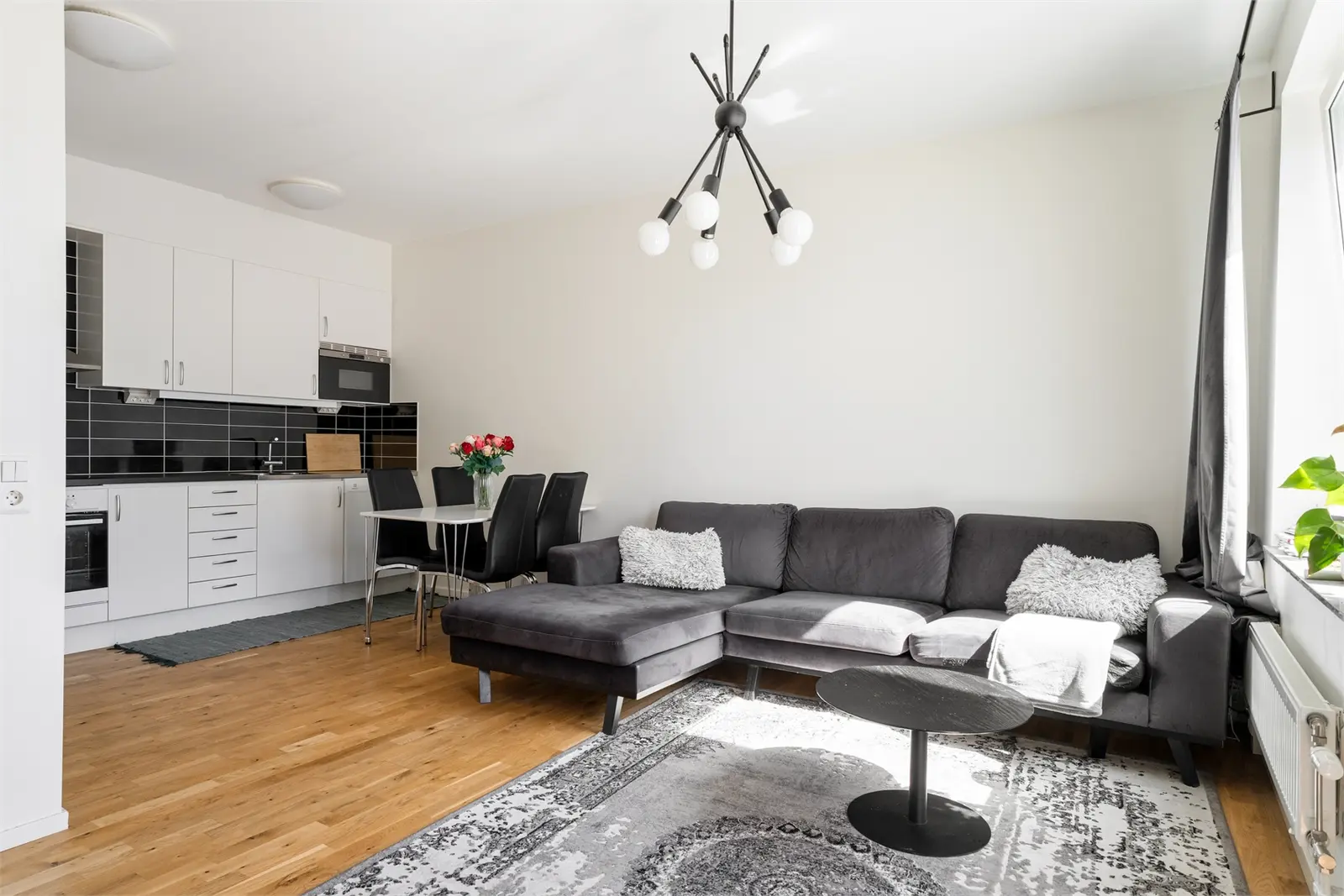 Apartment, Norra fjädermolnsgatan 23, Göteborg. Photo 1 of 5