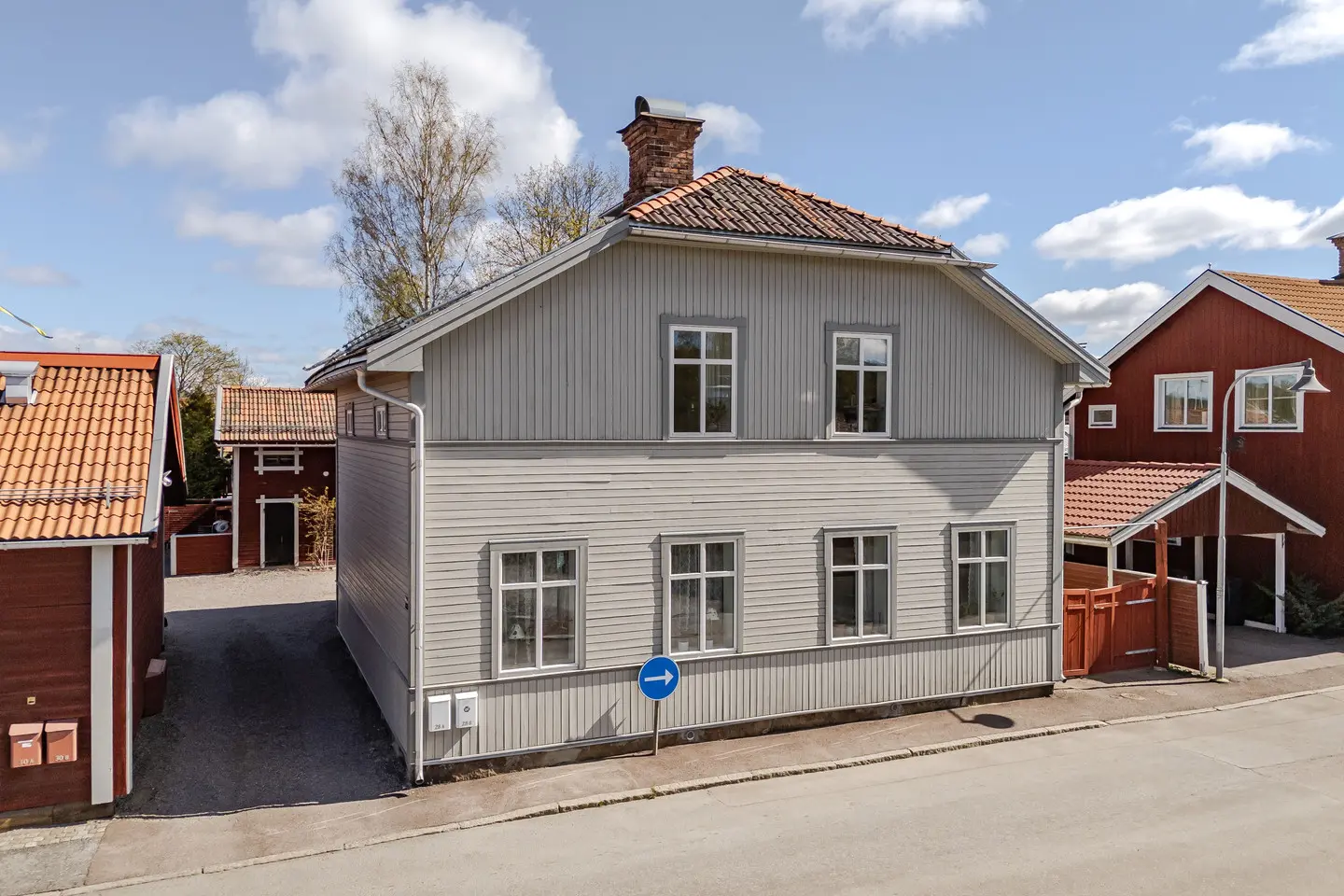 Image 1 of 5 of Bondegatan 28A och 28B