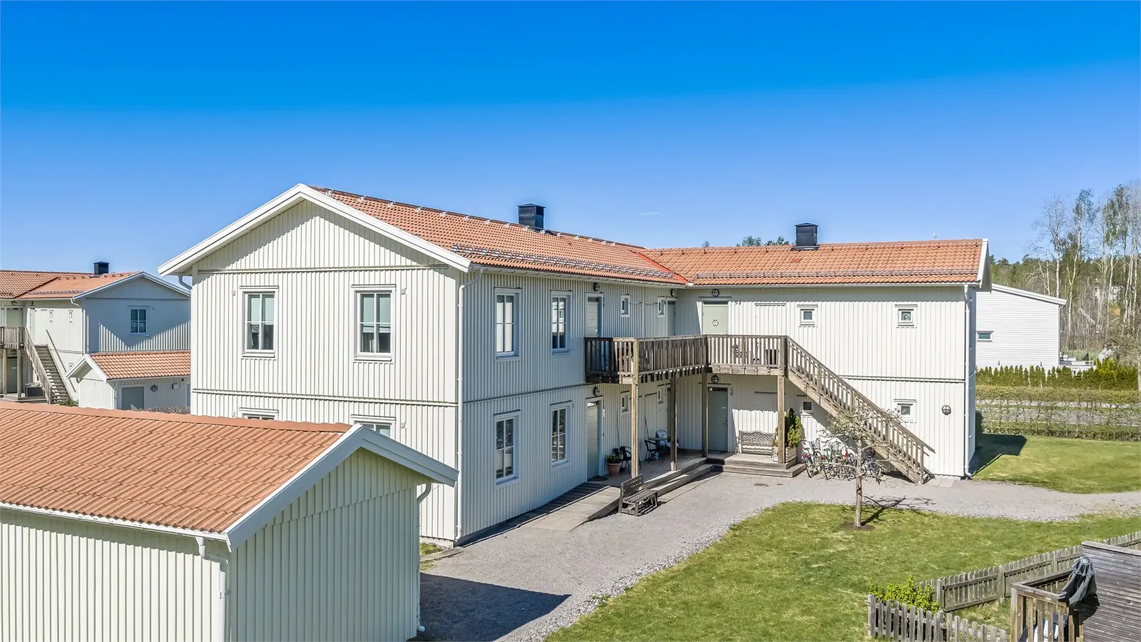 Bild 1 av 5 på Skarplöts allé 9E