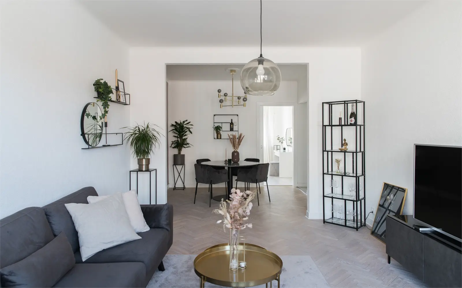 Lägenhet, Ellstorpsgatan 2A. Bild 1 av 5