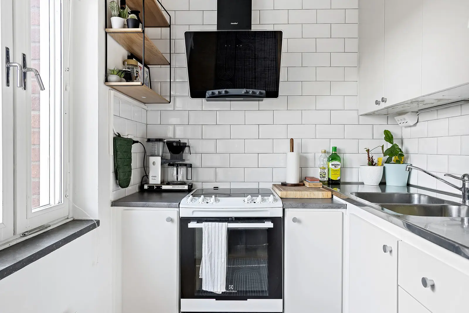 Apartment, Ektorpsvägen 9, Nacka. Photo 1 of 5