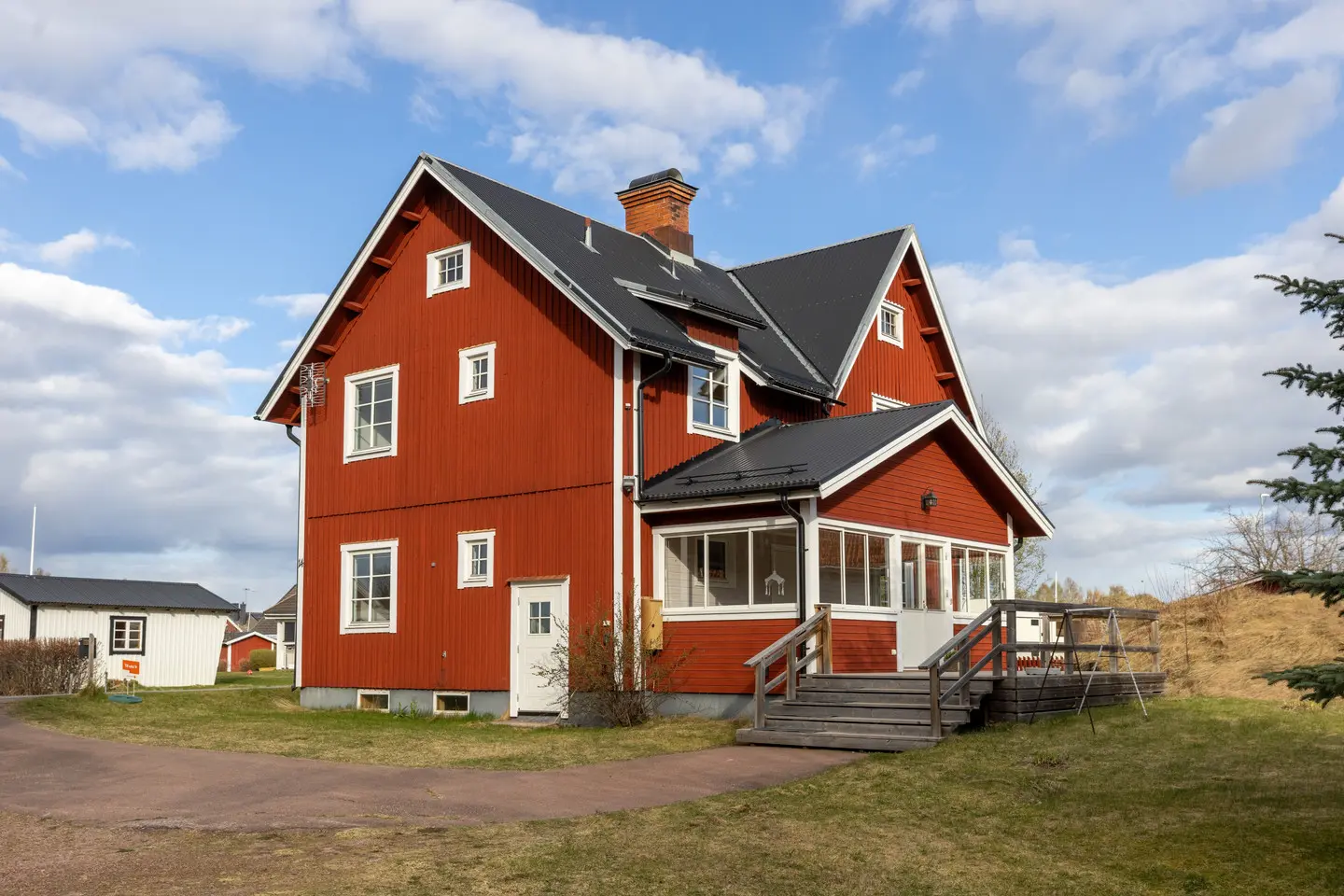 Bild 1 av 5 på Mitjelåsvägen 14