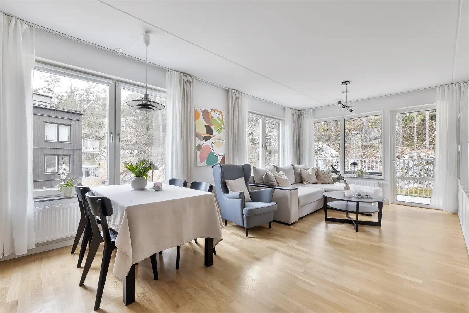Bild 1 av 5 på Vardövägen 84