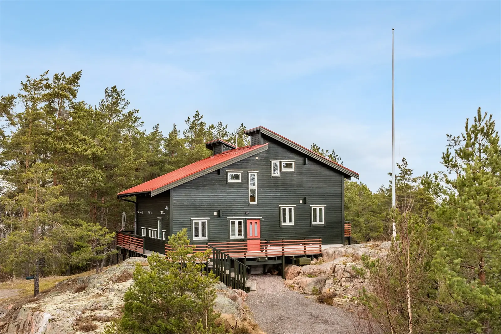 House, Mandelblomsvägen 17, Norrköping. Photo 1 of 5