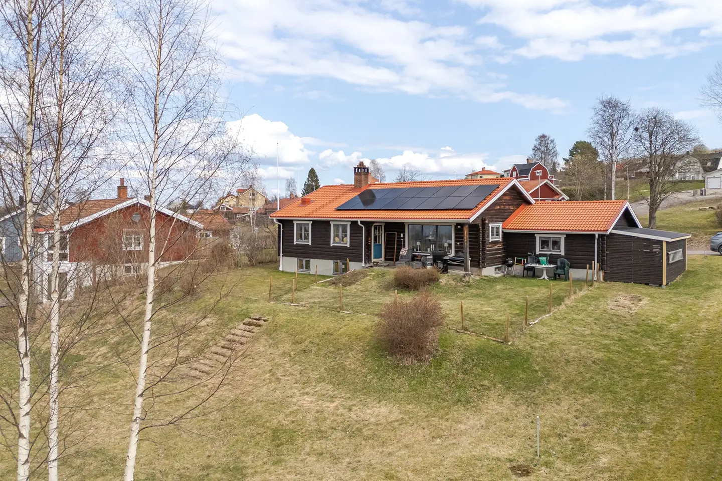 Bild 1 av 5 på Siljansvägen 46