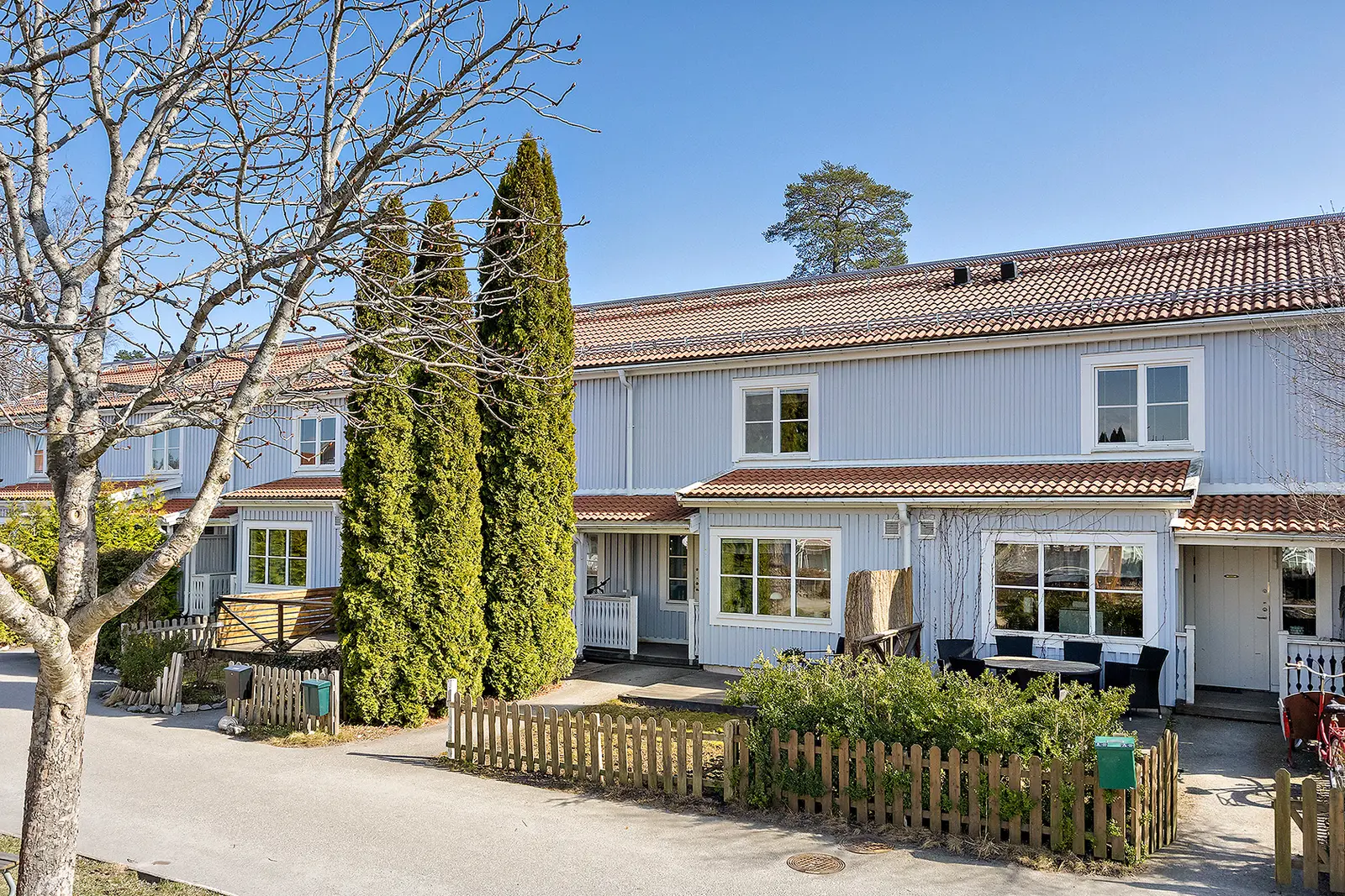 Par-/radhus, Engelbrektsvägen 99, Vallentuna. Bild 1 av 5