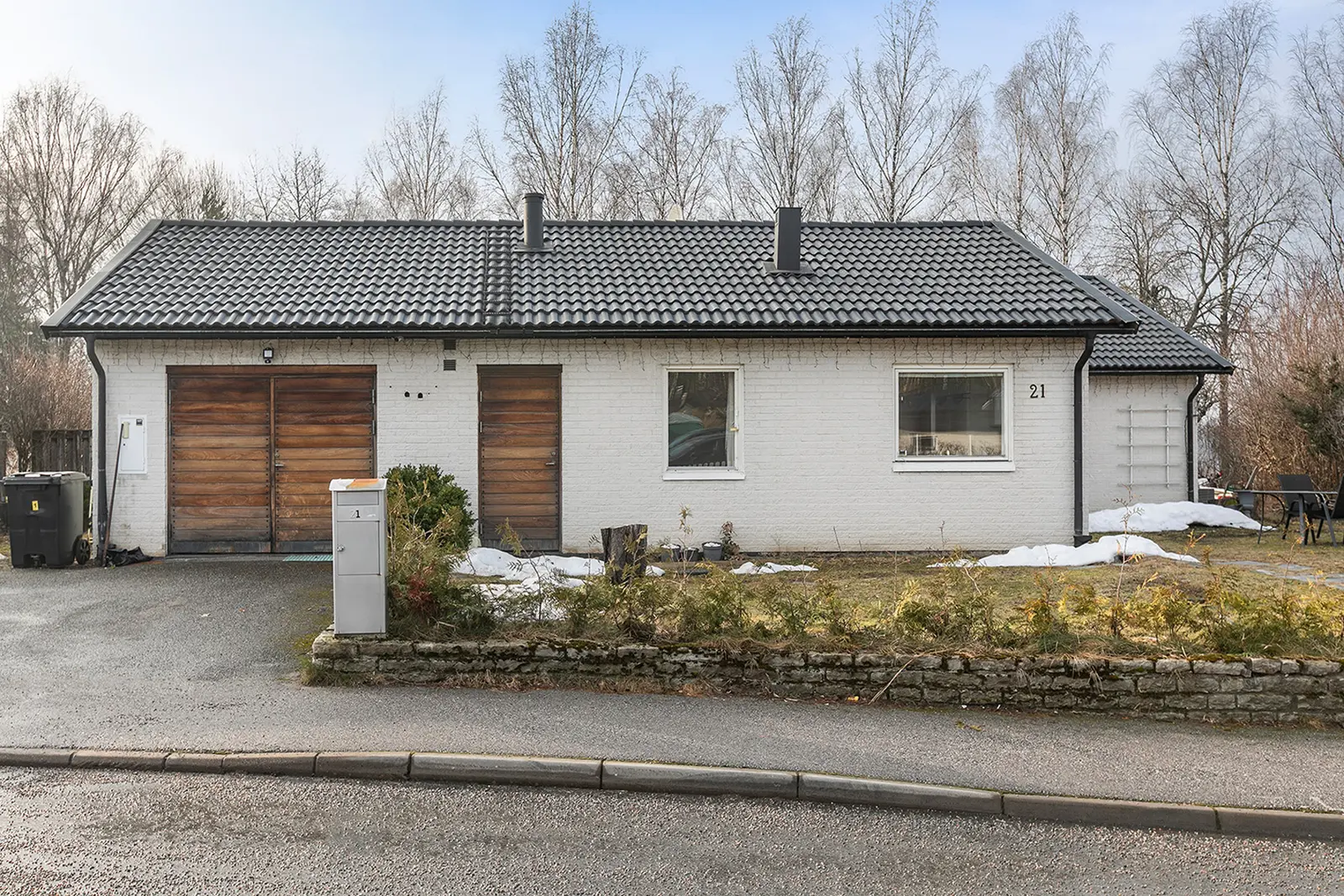 Bild 1 av 5 på Högloftsvägen 21