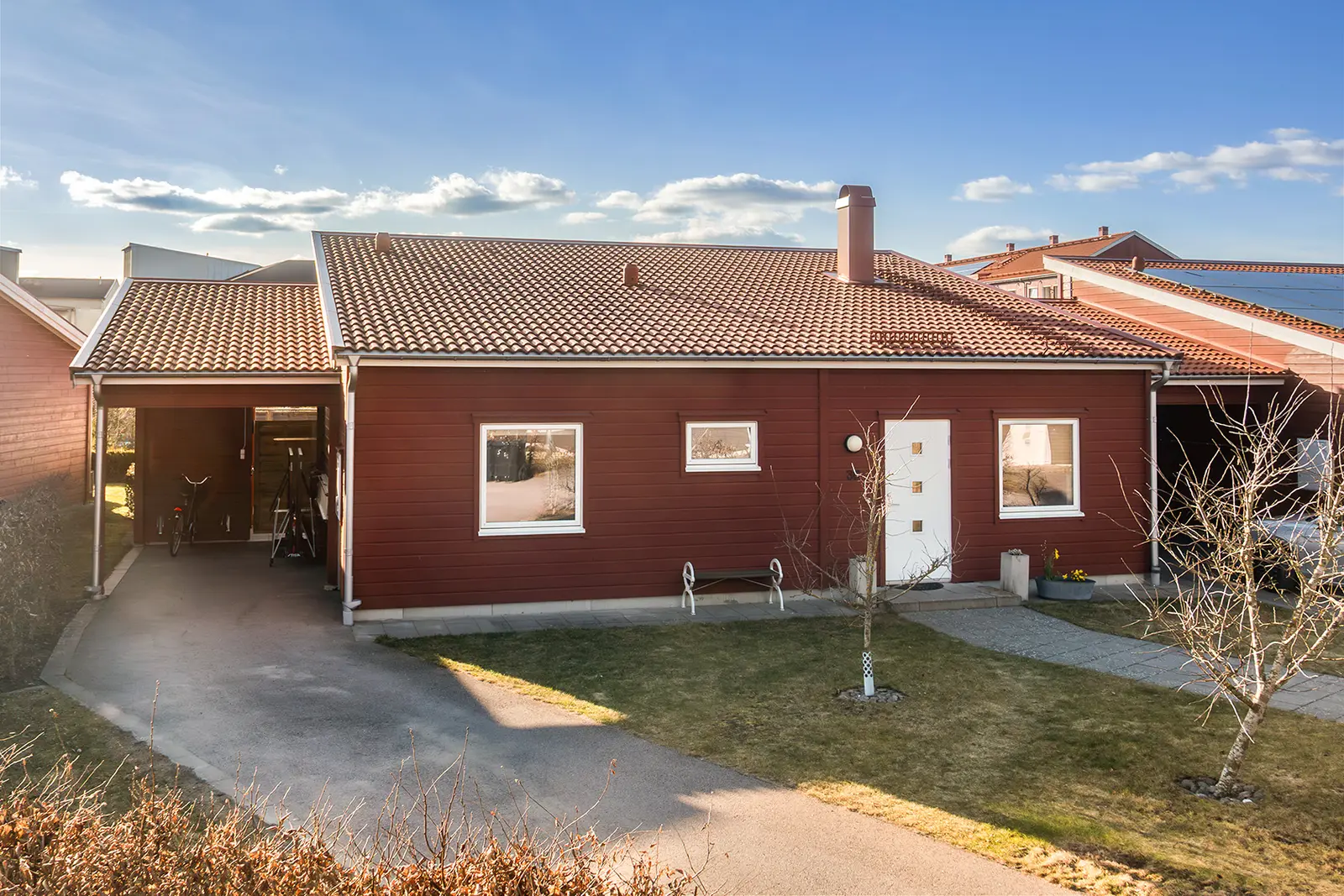 Image 1 of 5 of Målarevägen 36