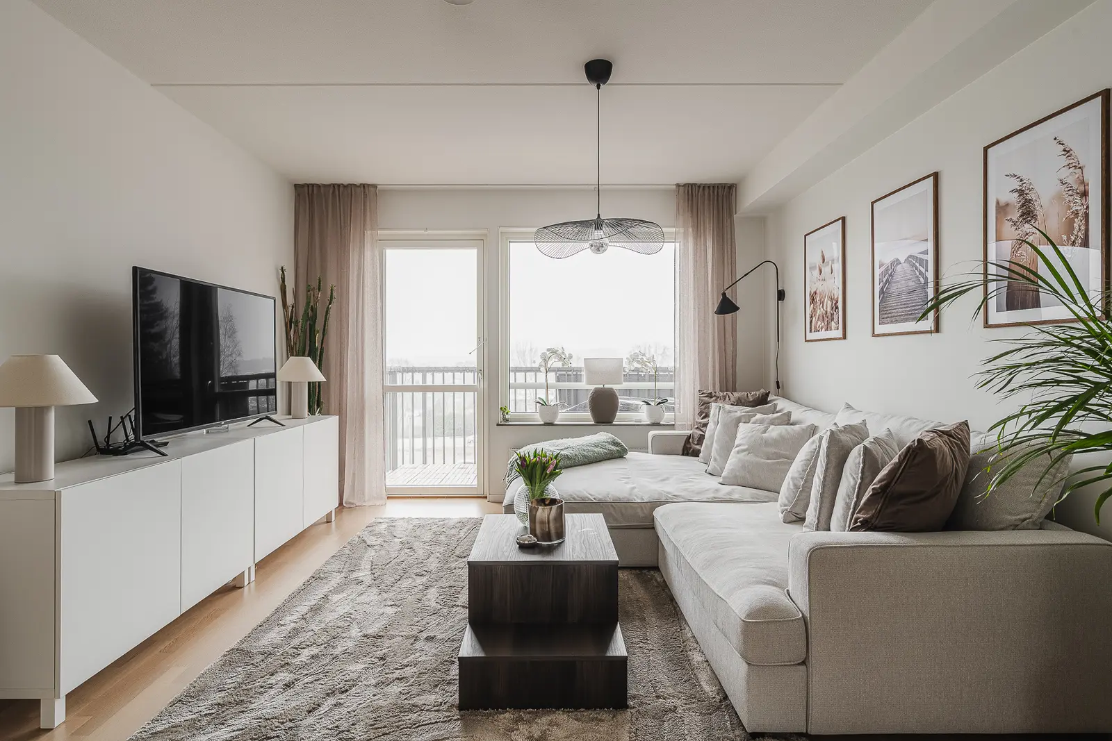 Lägenhet, Herrgårdsgatan 93, 2tr, Håbo. Bild 1 av 5
