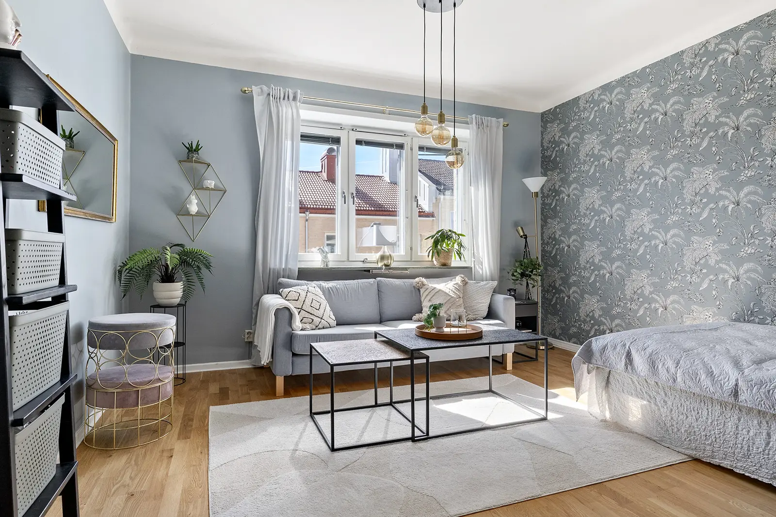 Image 1 of 5 of Österlånggatan 5B