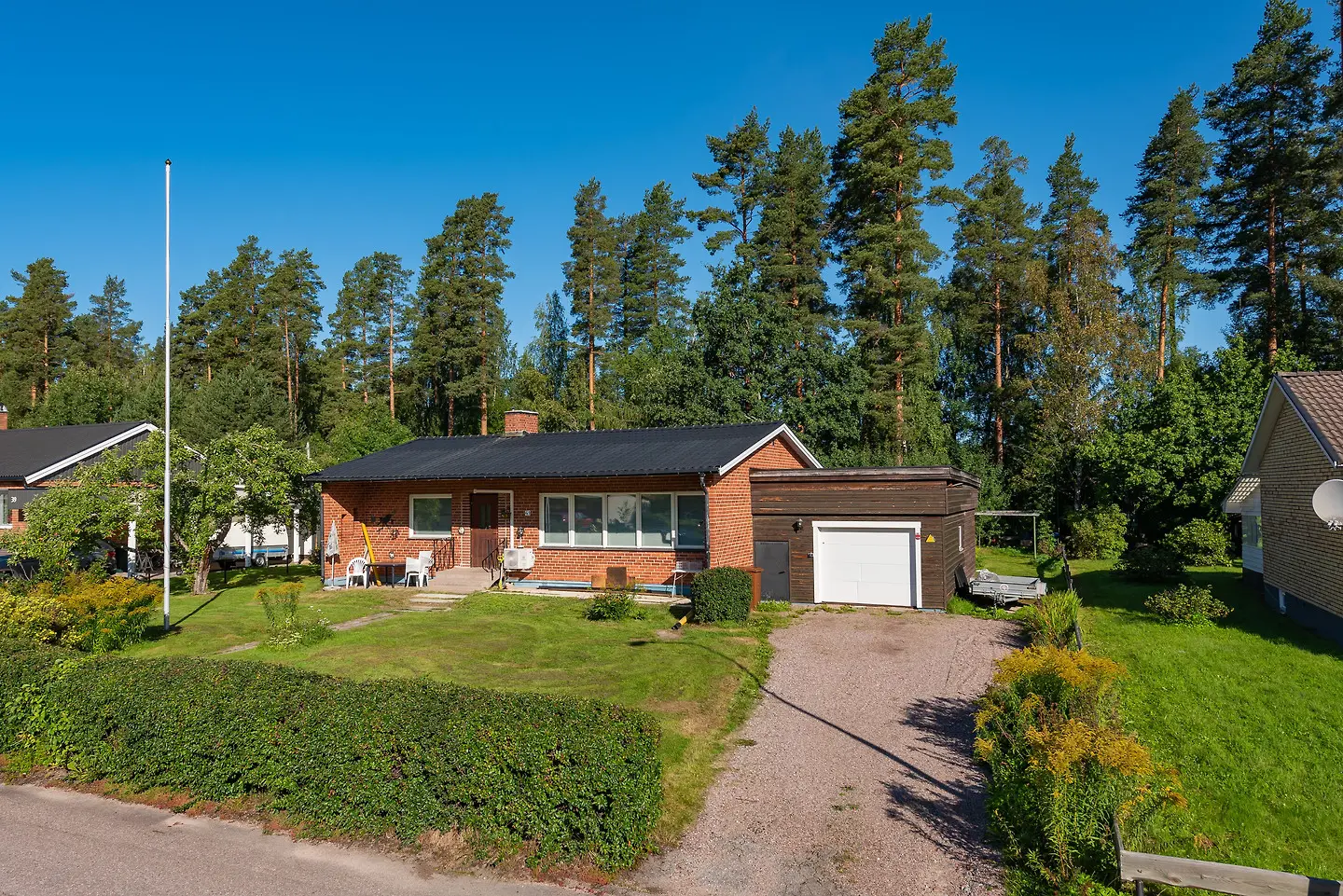 Villa, Klockarvägen 41, Avesta. Bild 1 av 5
