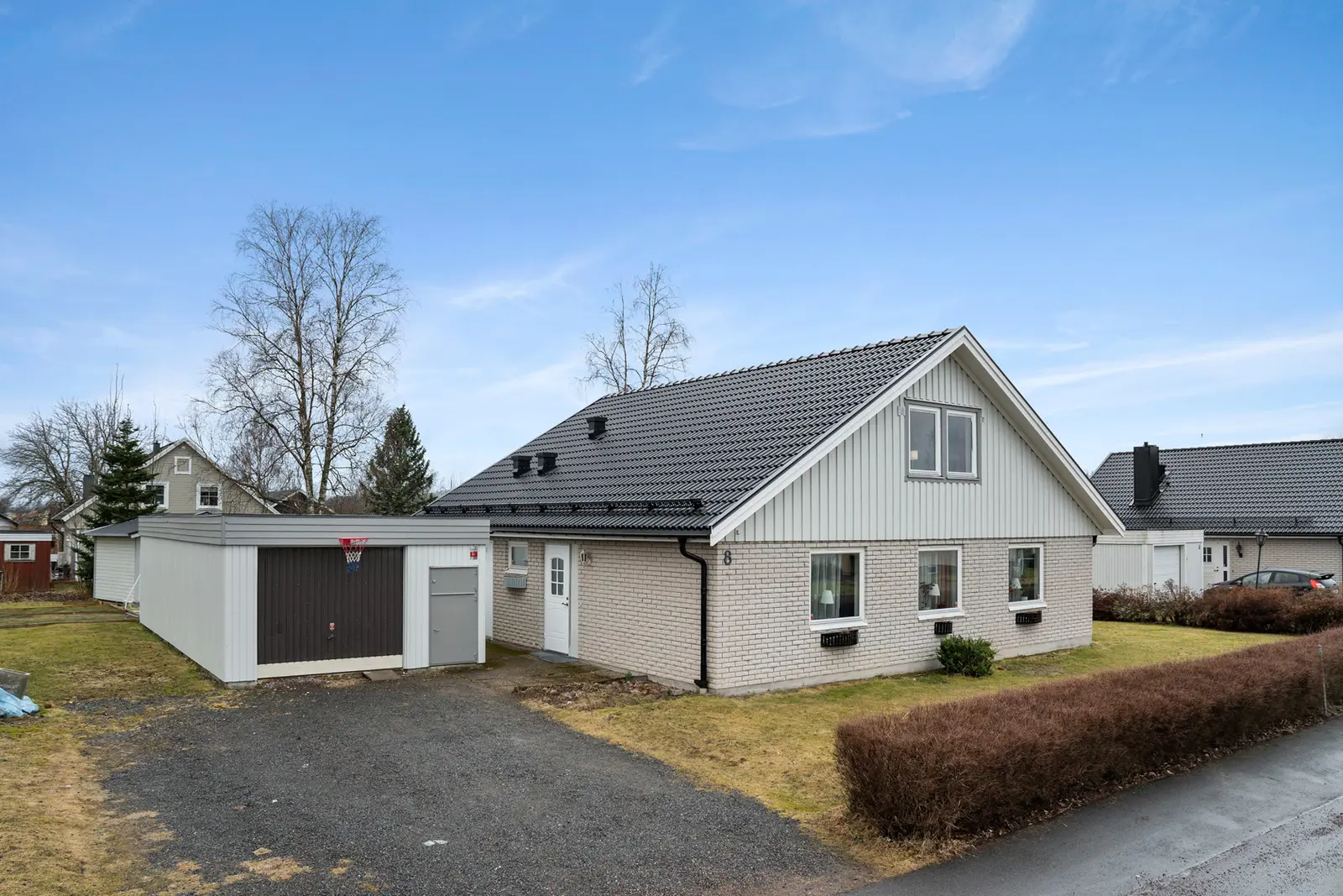Villa, Lodjursvägen 8, Sunne. Bild 1 av 5