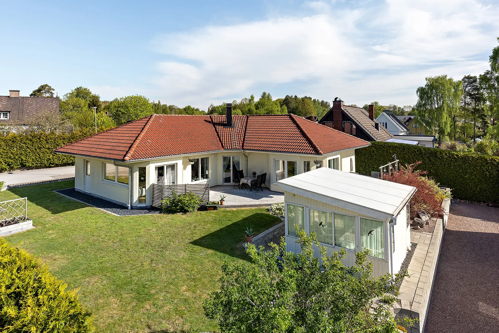 Villa, Grönalundsvägen 32, Höör. Bild 1 av 5