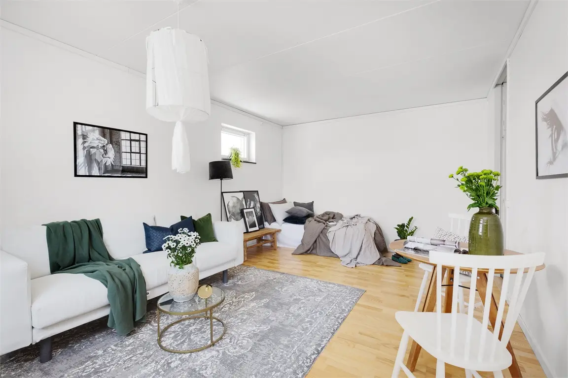 Lägenhet, Husarvägen 7, Upplands Väsby. Bild 1 av 5