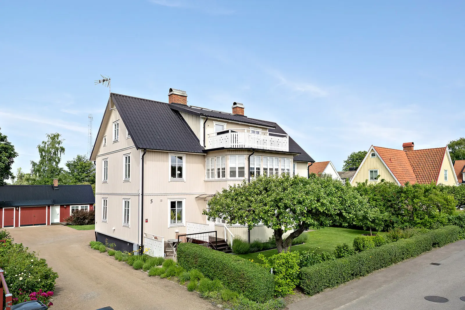 Bild 1 av 5 på Mäster Nilsgatan 5
