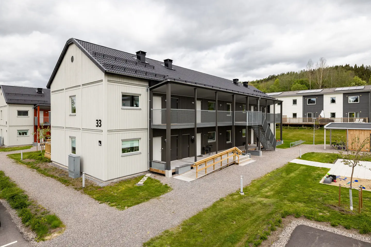 Lägenhet, Russvägen 33. Bild 1 av 5
