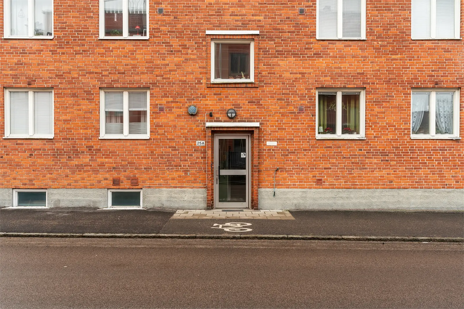 Lägenhet, Eriksgatan 25A, Älmhult. Bild 1 av 5