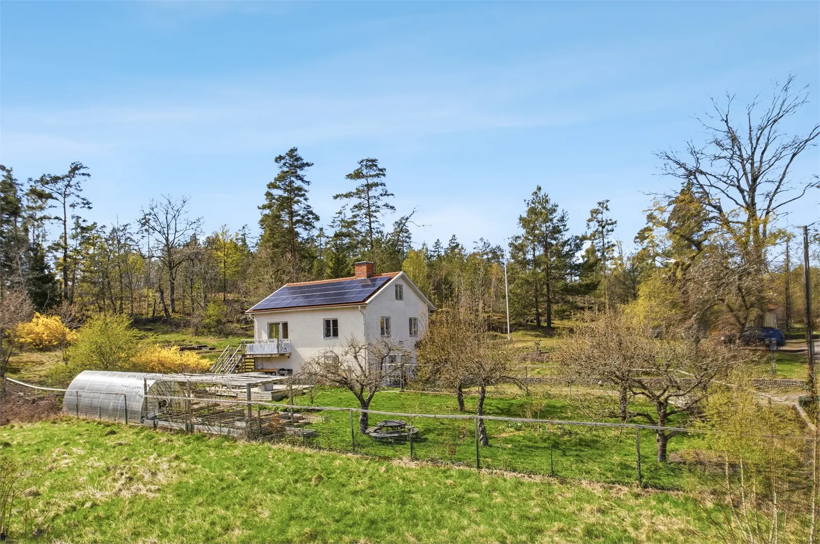 Villa, Lövbo Skogsliden 1, Valdemarsvik. Bild 1 av 5