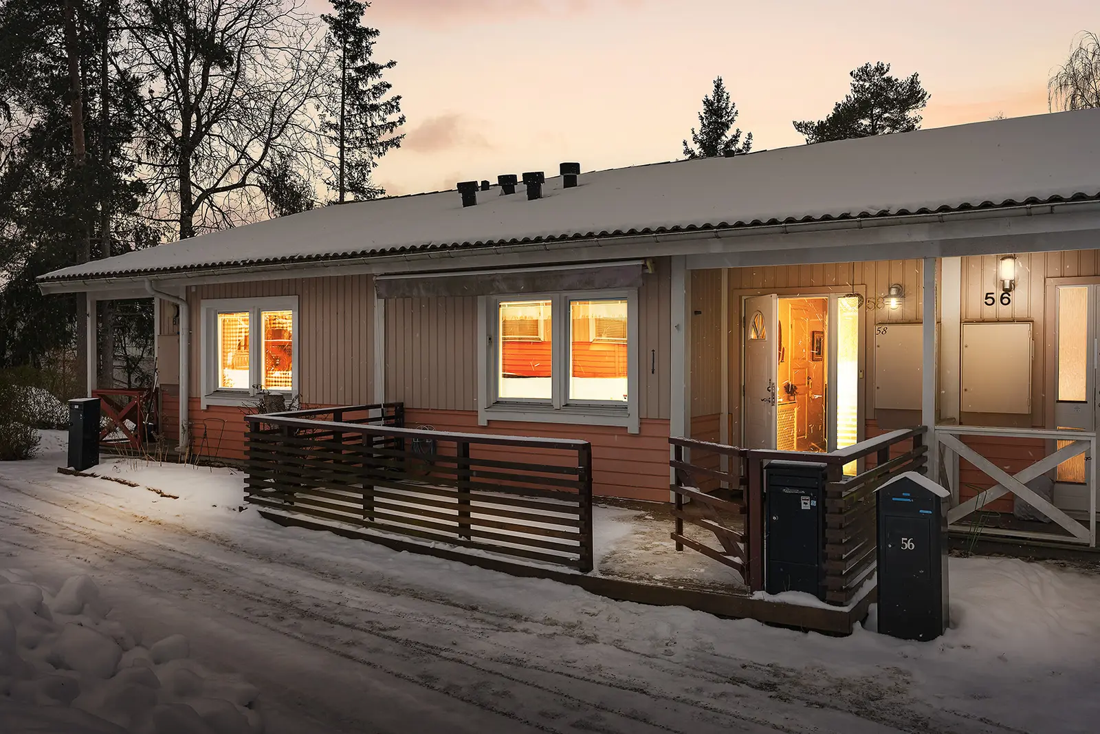 House, Åsbovägen 58, Södertälje. Photo 1 of 5