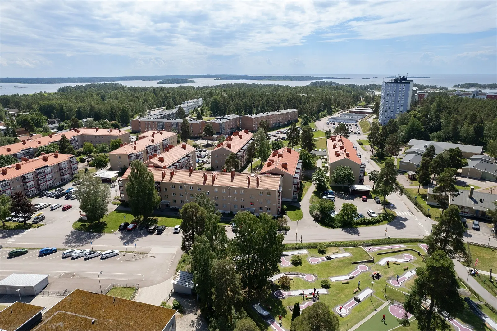 Bild 1 av 5 på Tallvägen 12C