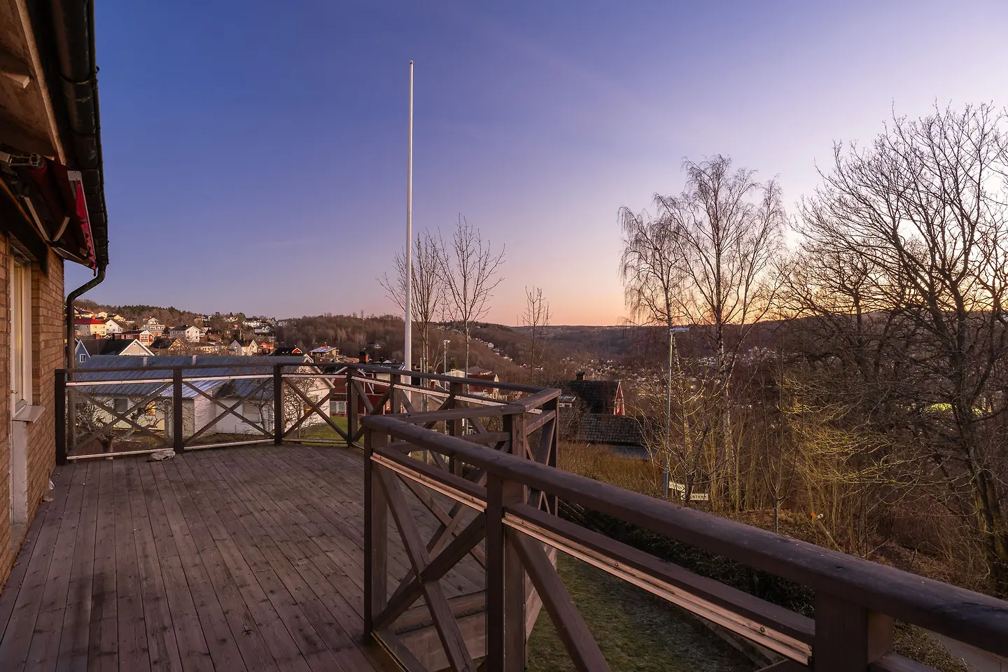 Bild 1 av 5 på Månbergsvägen 14