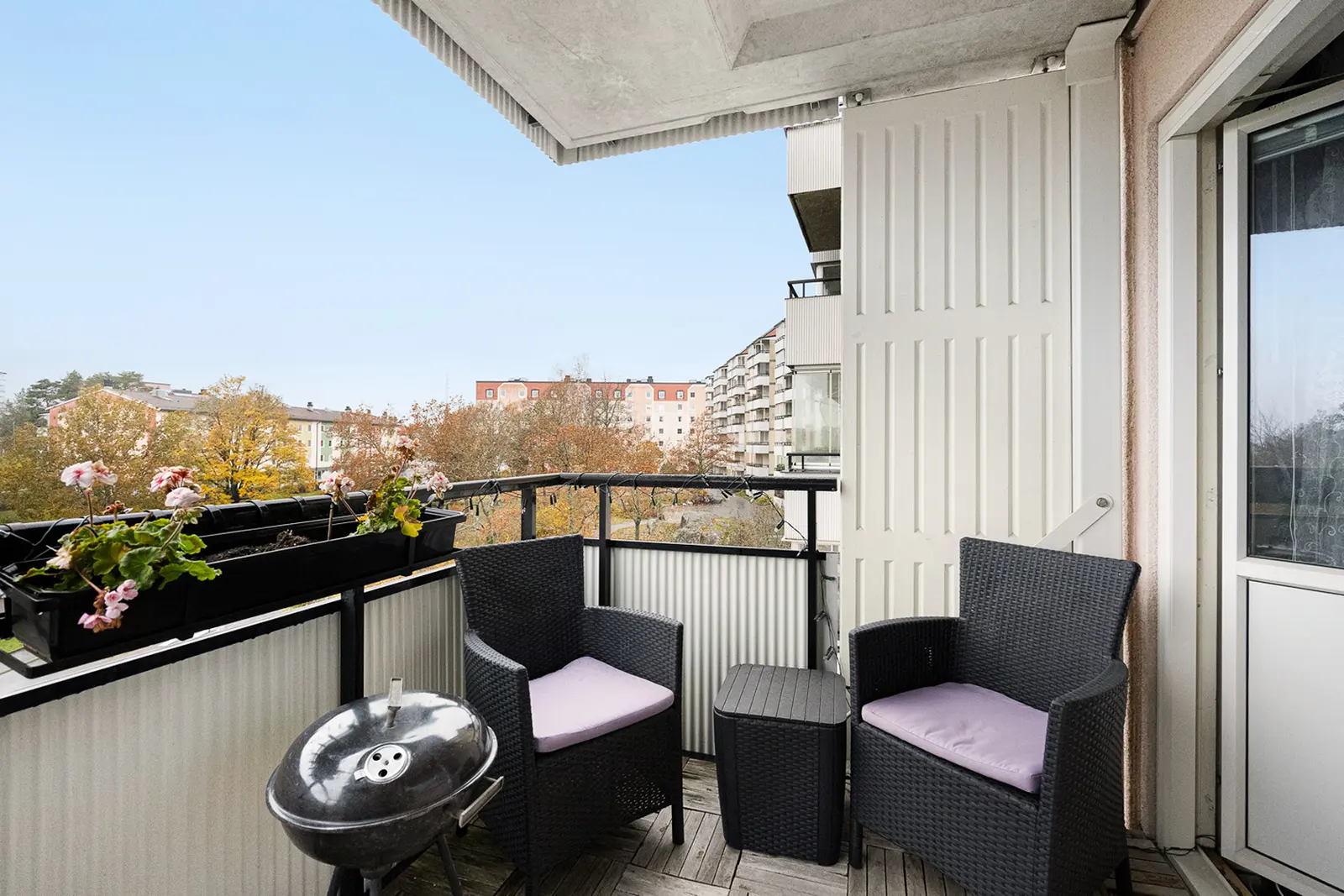 Lägenhet, Flintlåsvägen 16, Sollentuna. Bild 1 av 5