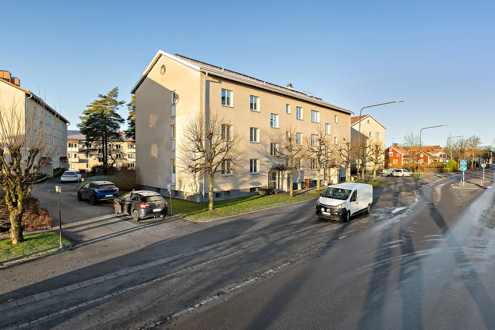 Lägenhet, Södra Kungsvägen 30, Kumla. Bild 1 av 5