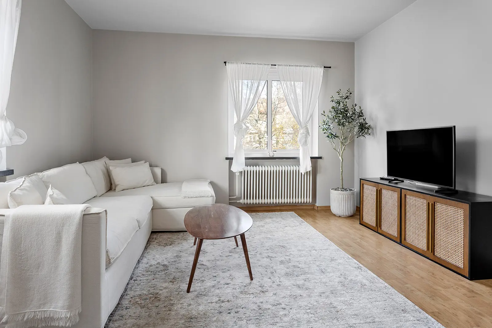 Image 1 of 5 of Johan Kocksgatan 30