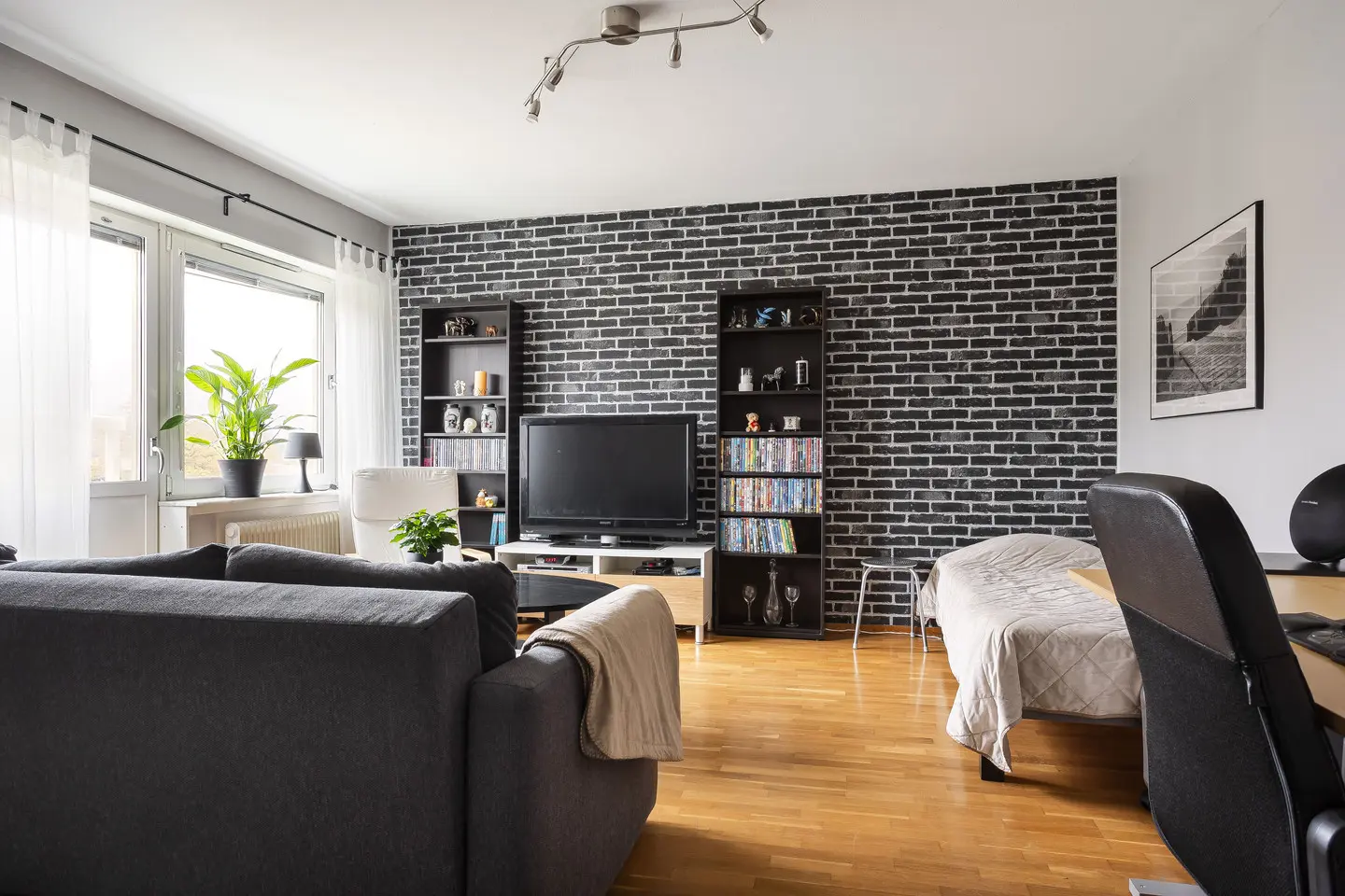 Lägenhet, Södra Storängsvägen 58B. Bild 1 av 5