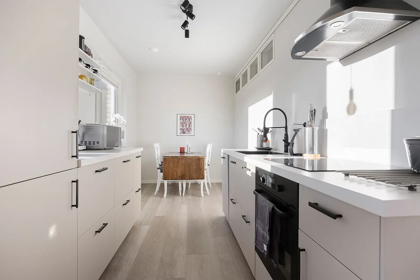 Image 1 of 5 of Holmgatan 34
