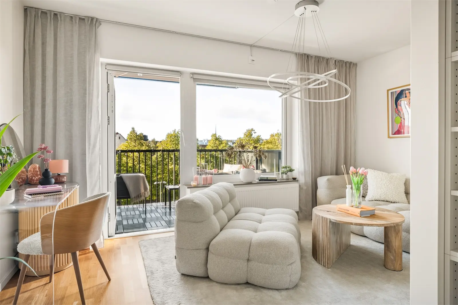 Lägenhet, Rosenapelgatan 3, Göteborg. Bild 1 av 5