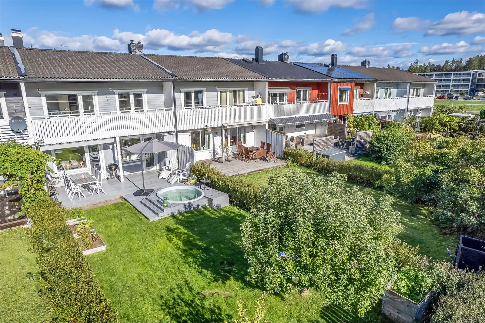 Bild 1 av 5 på Andebodavägen 337