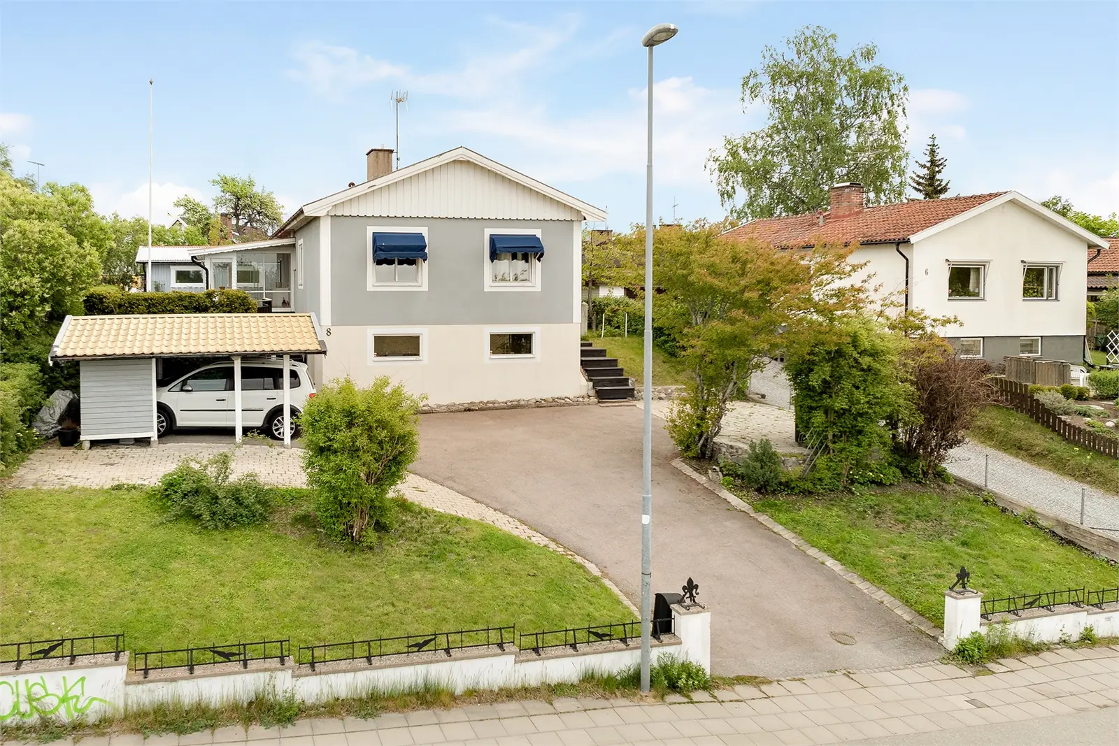 Villa, Enöglavägen 8, Enköping. Bild 1 av 5
