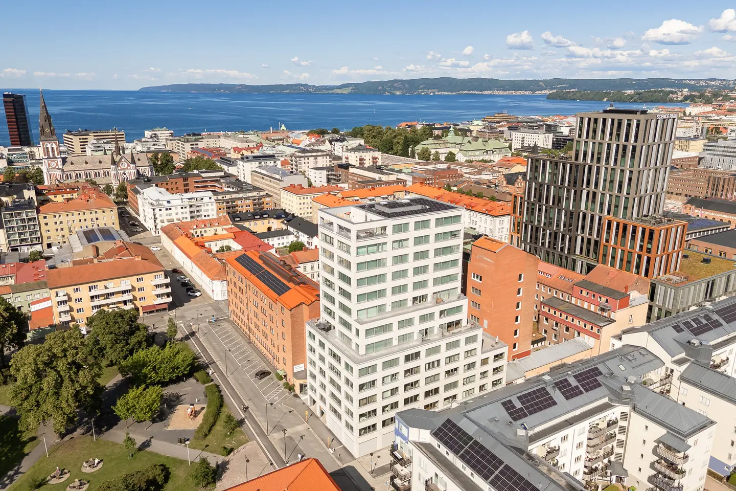 Bild 1 av 5 på Lasarettsgatan 12
