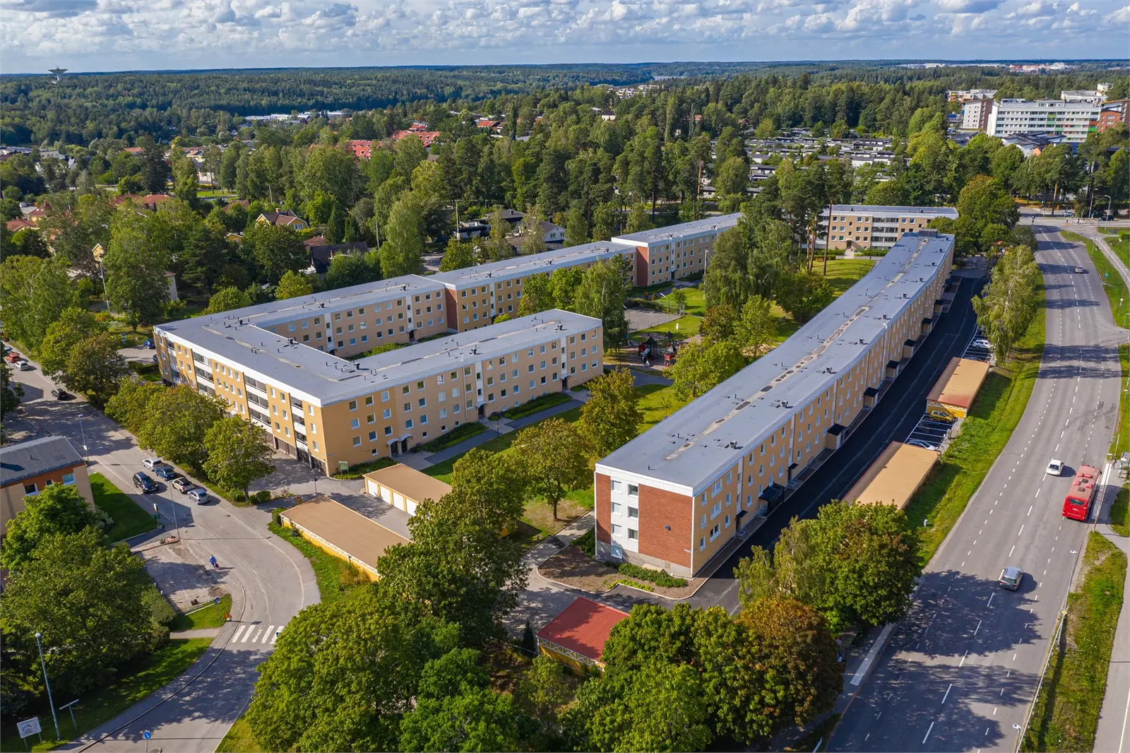 Bild 1 av 5 på Herrgårdsvägen 33