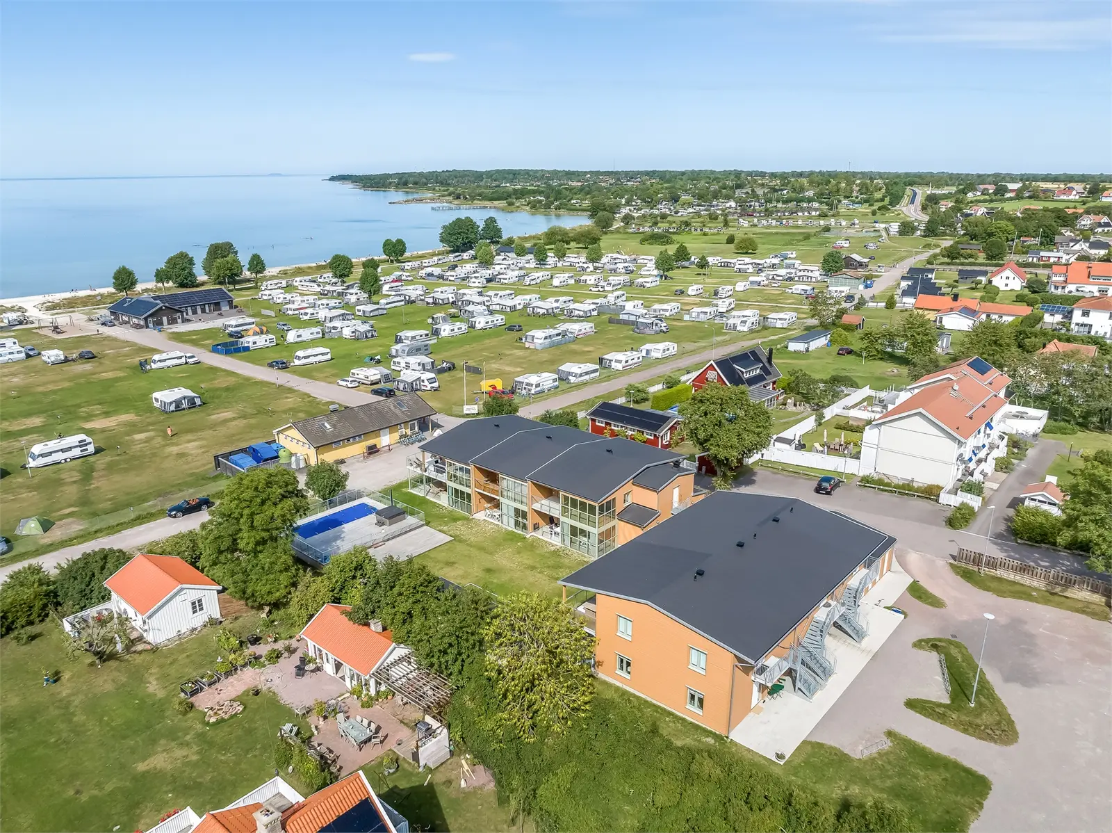 Lägenhet, Skurkvarnsvägen 1A, Borgholm. Bild 1 av 5
