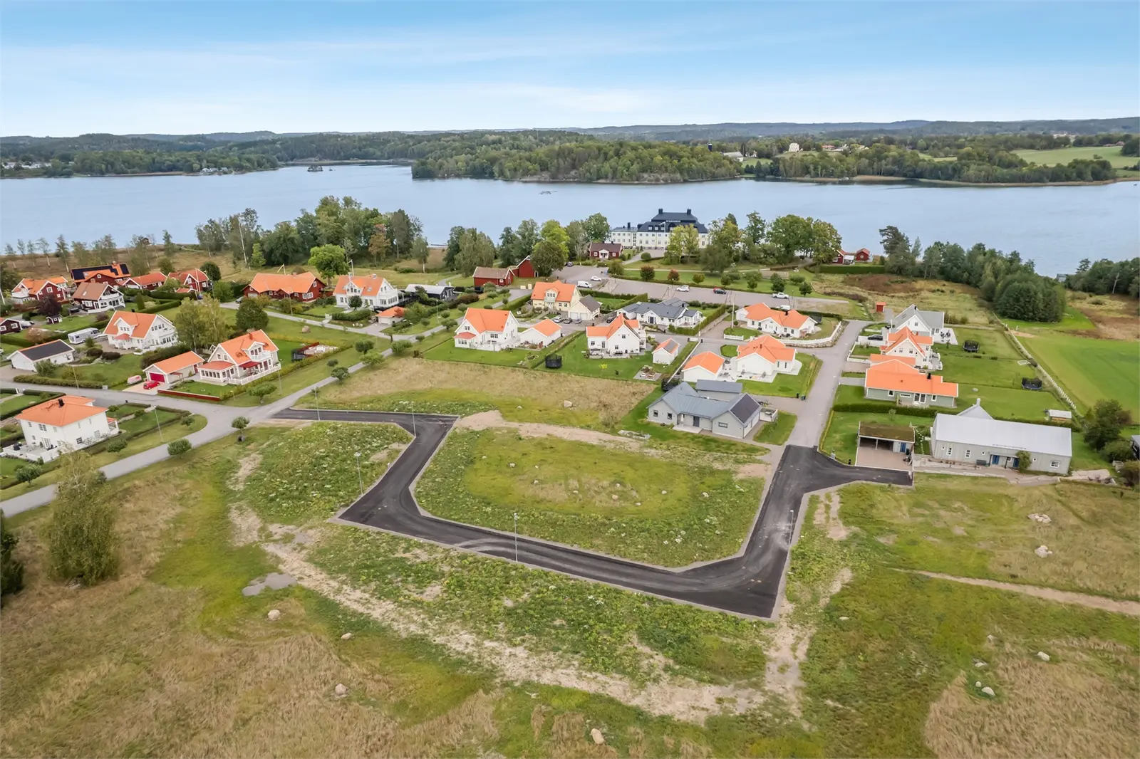 Tomt / mark, Håkantorp, Tomt 10 av framtida avstyckning från Håkantorp 1:21, Kinda. Bild 1 av 5