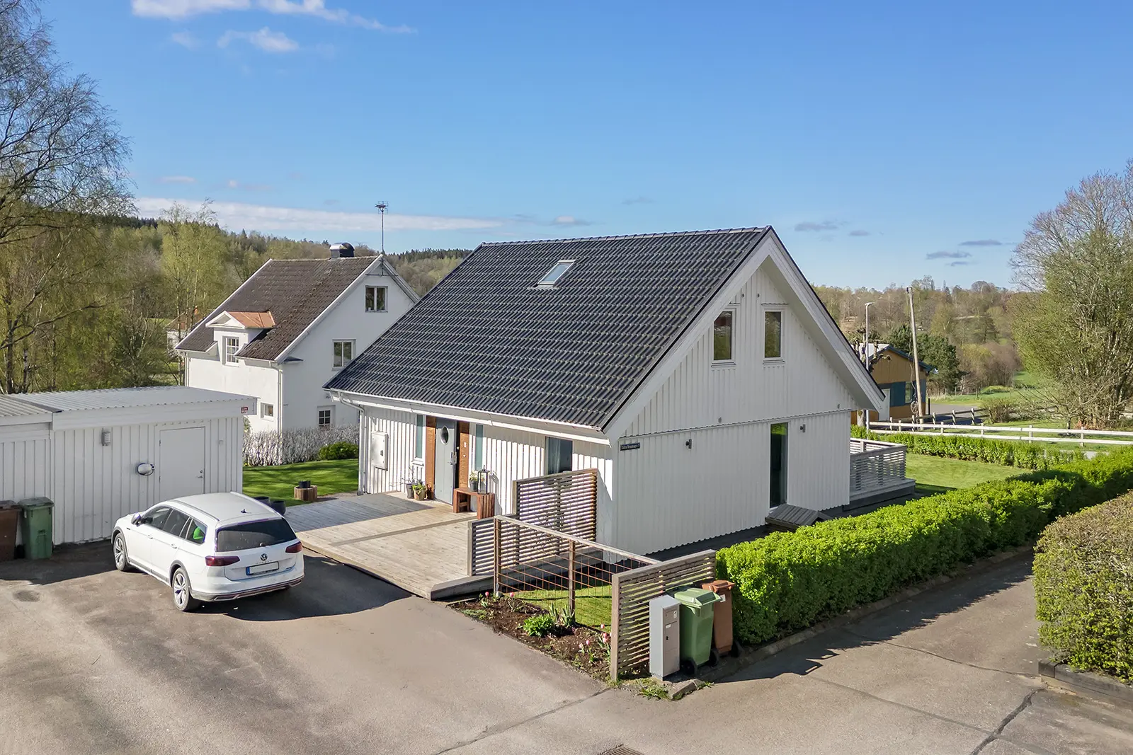 Villa, Södra Strandängsvägen 6. Bild 1 av 5