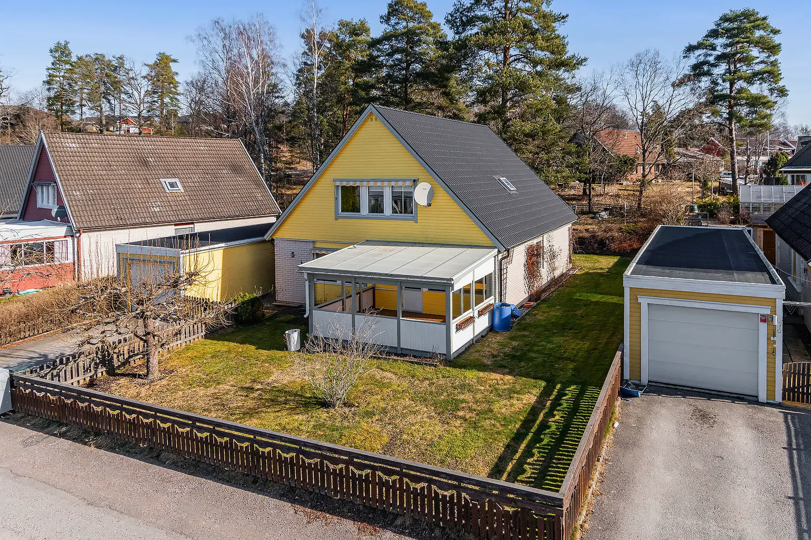 Bild 1 av 5 på Marsvägen 5