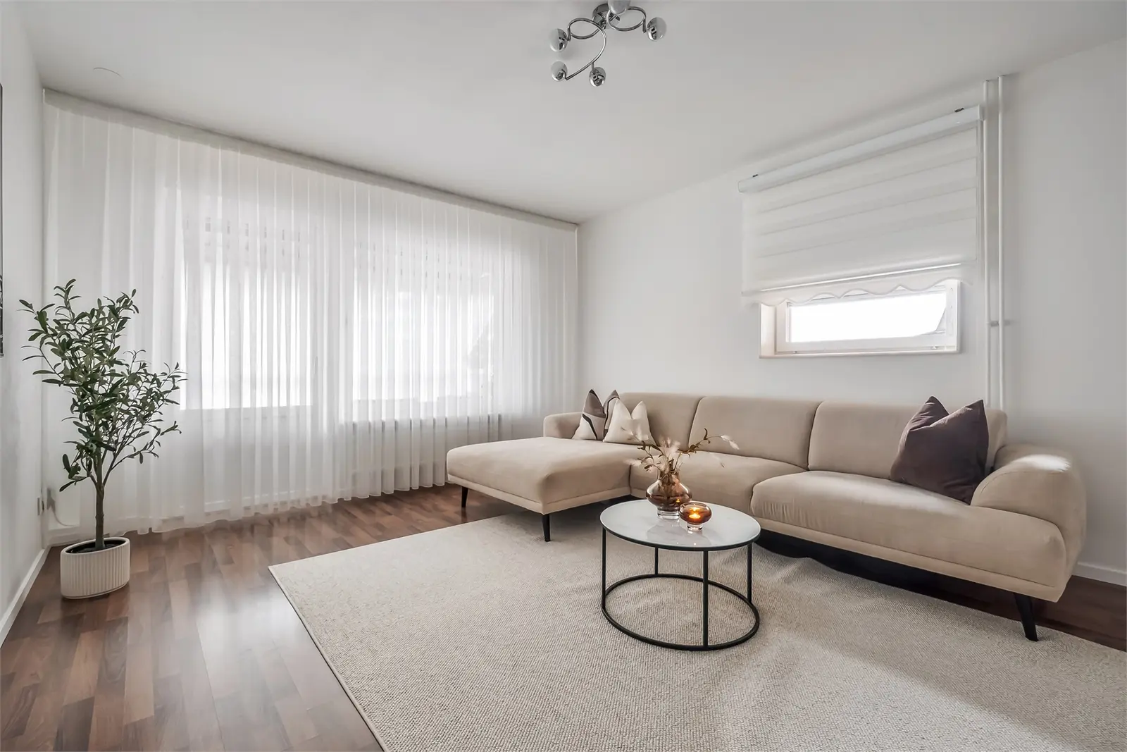 Apartment, Myrstuguvägen 365, Huddinge. Photo 1 of 5