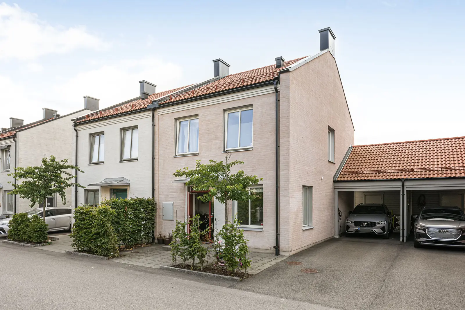 Image 1 of 22 of Järnsparvsgatan 7
